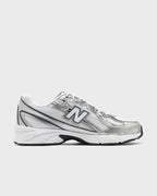 New Balance 740 Silver