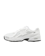 New Balance 740 White