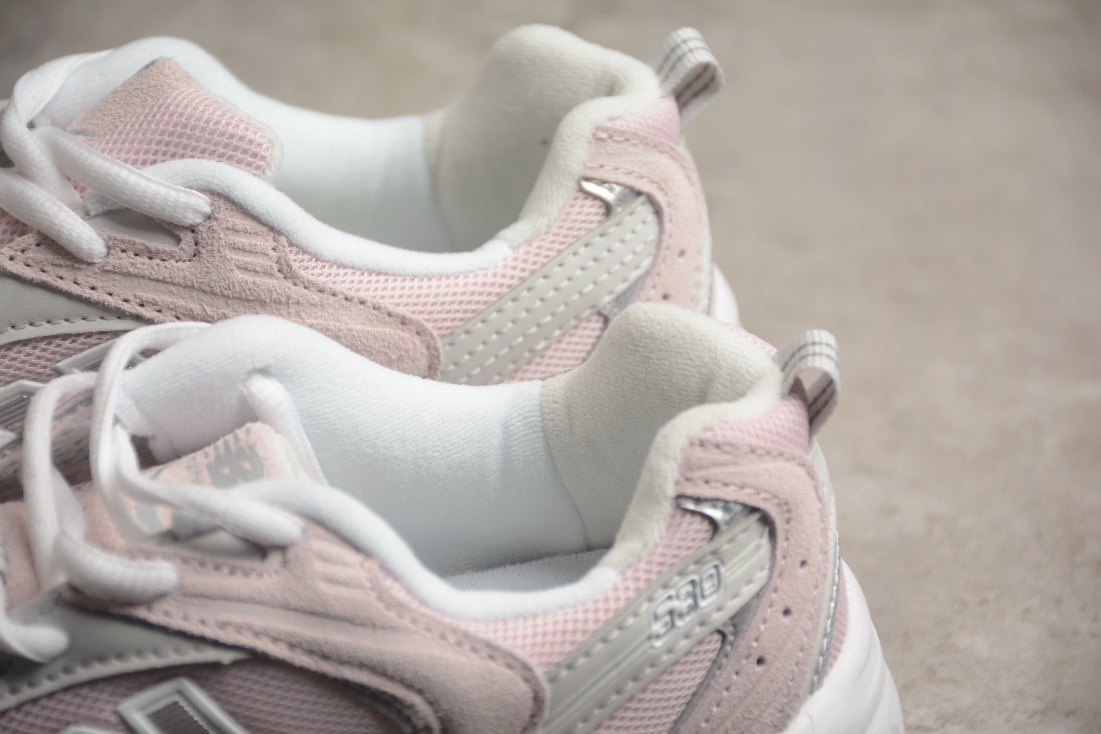 New Balance 530 Pink