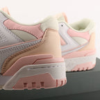 new balance 550 White Pink