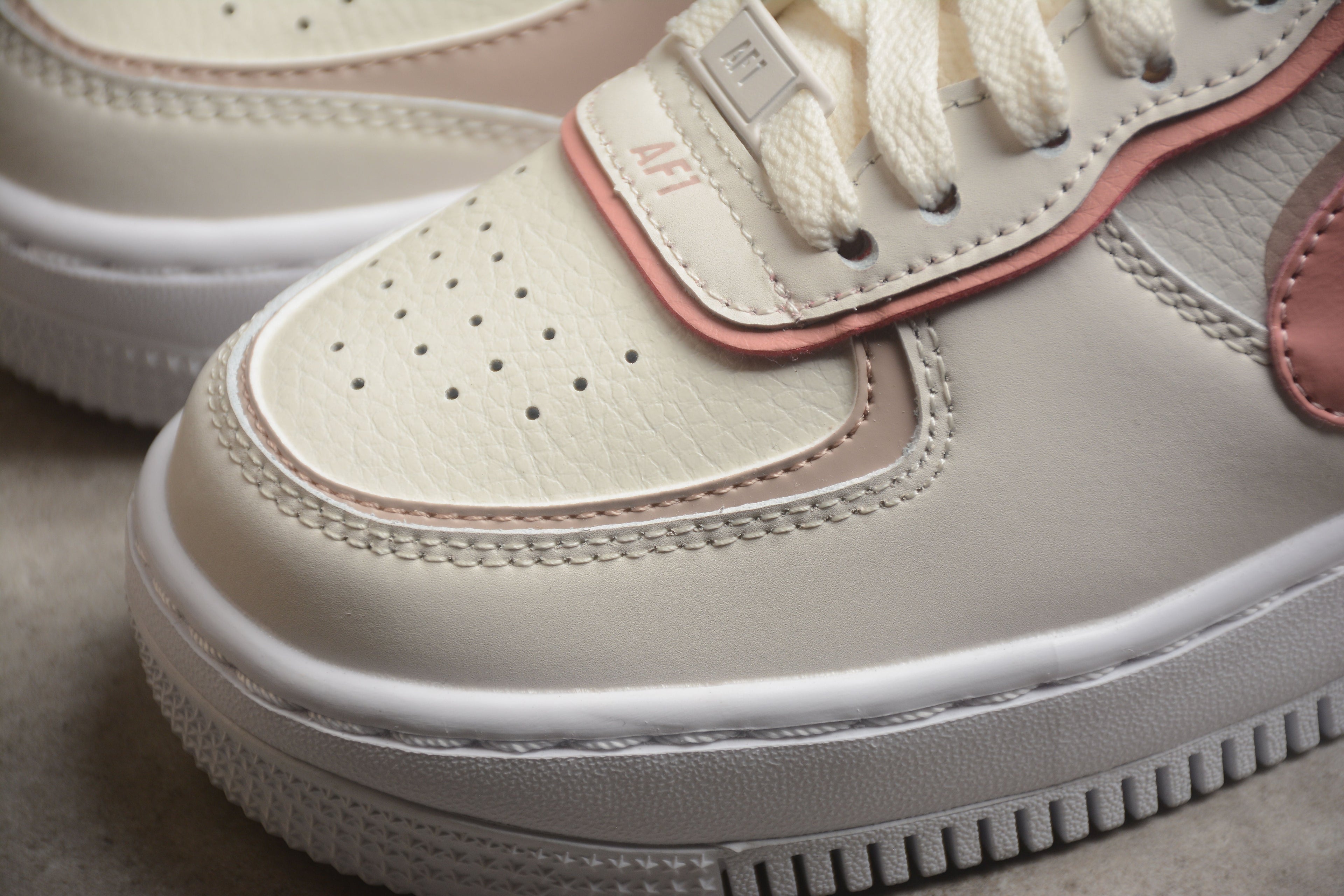 Nike Air Force One Shadow Pink