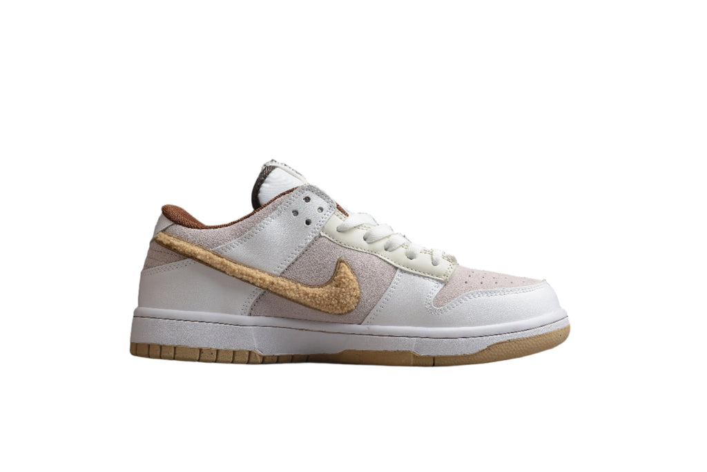 Nike Dunk Low Mocha Brown