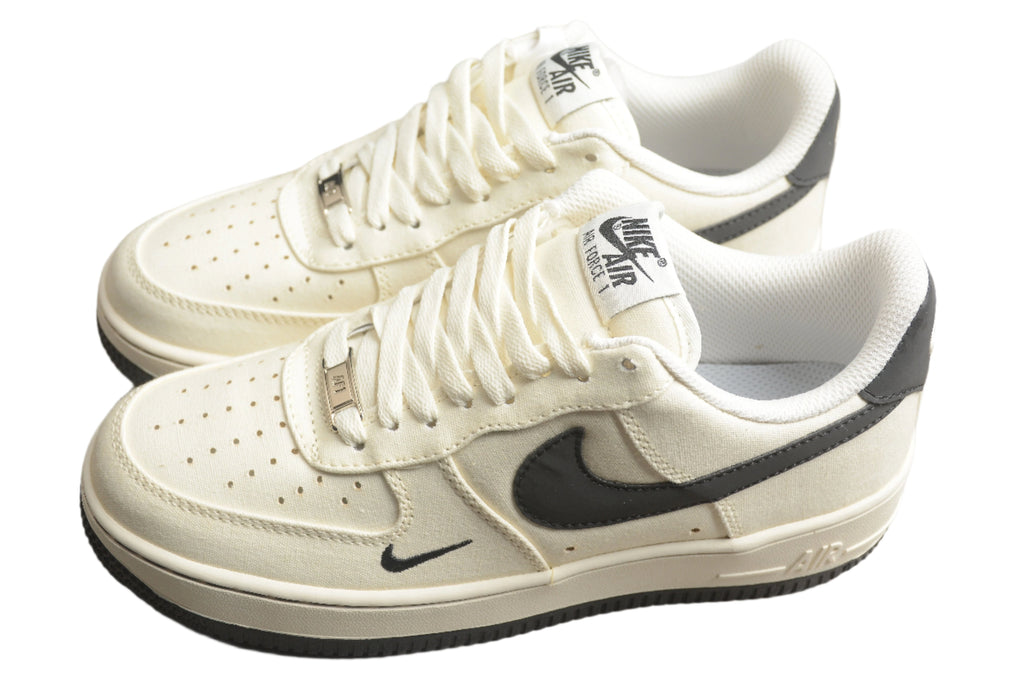 Nike Air Force One Phantom