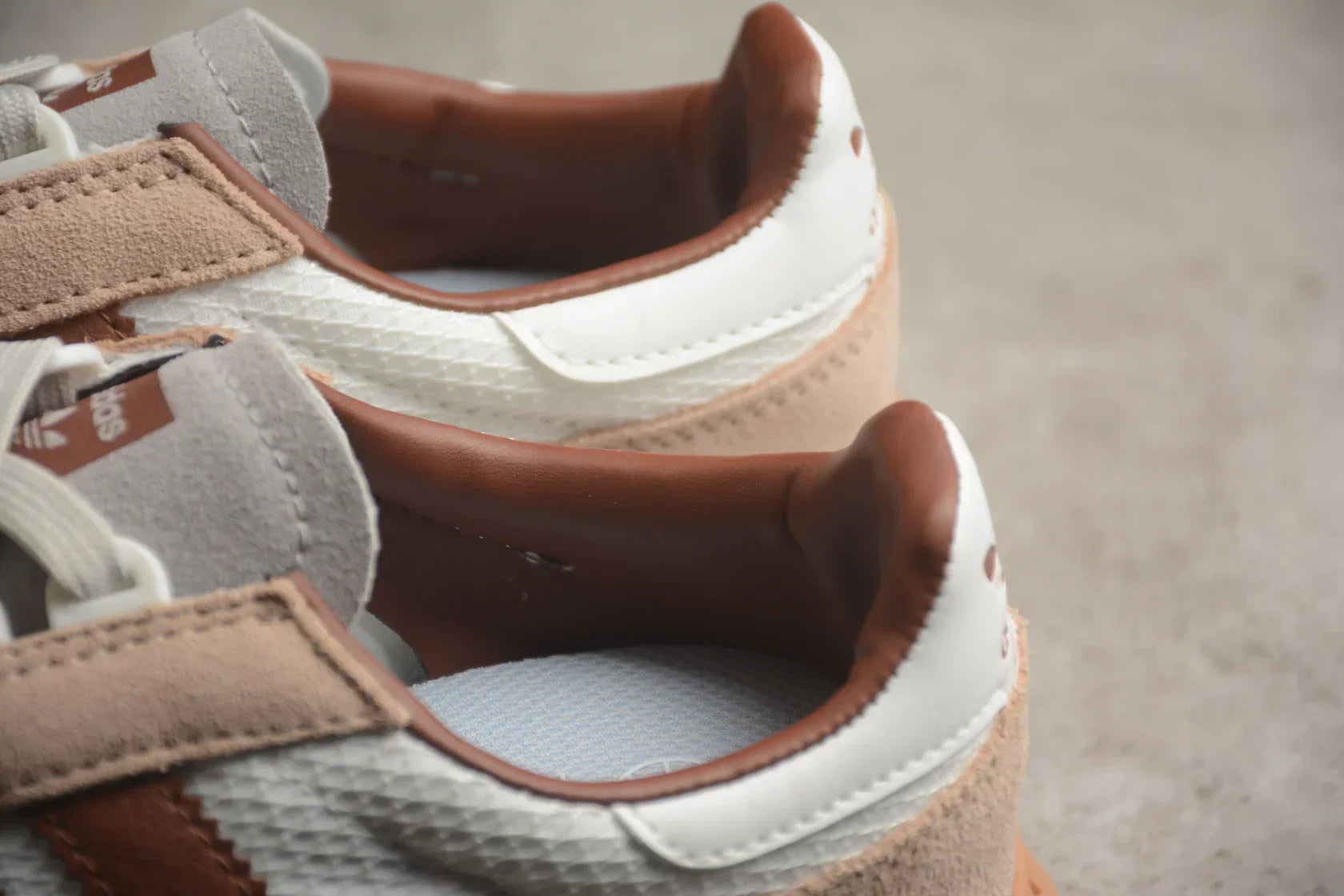 Adidas Retropy White / Brown