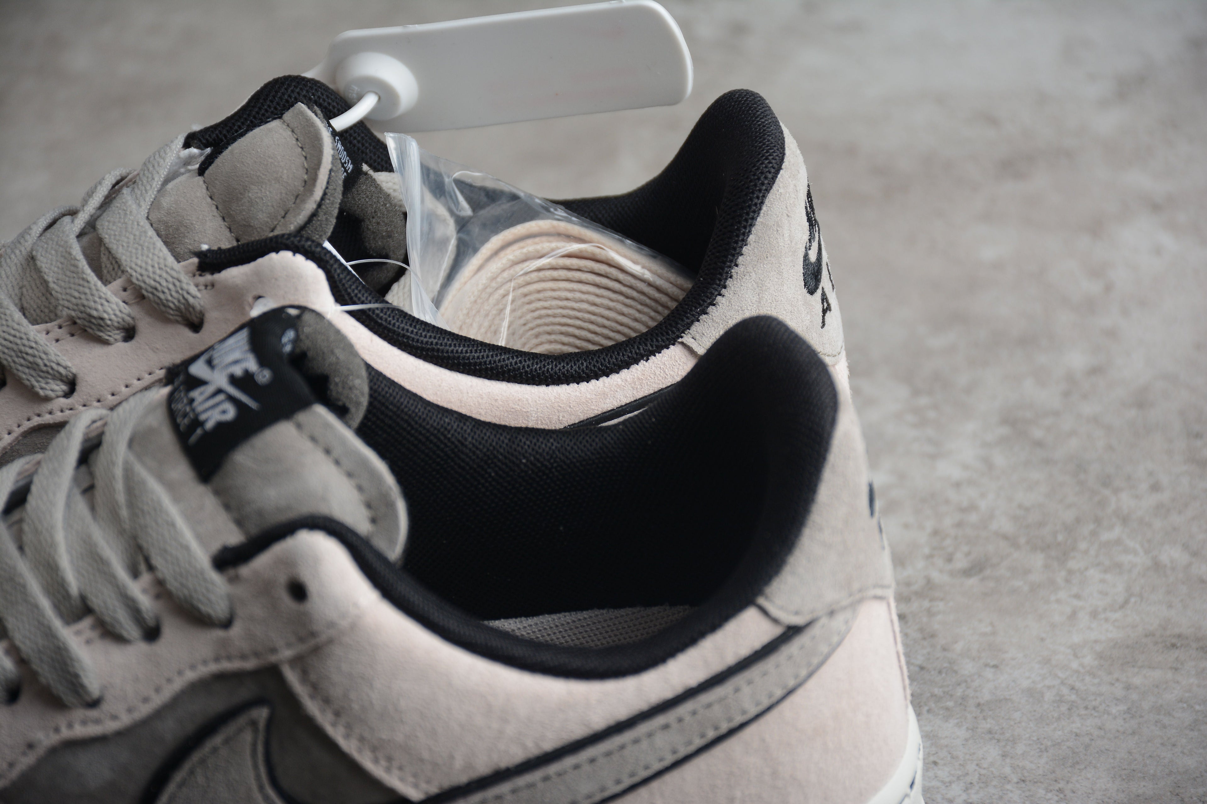 Nike Air Force One Light Grey