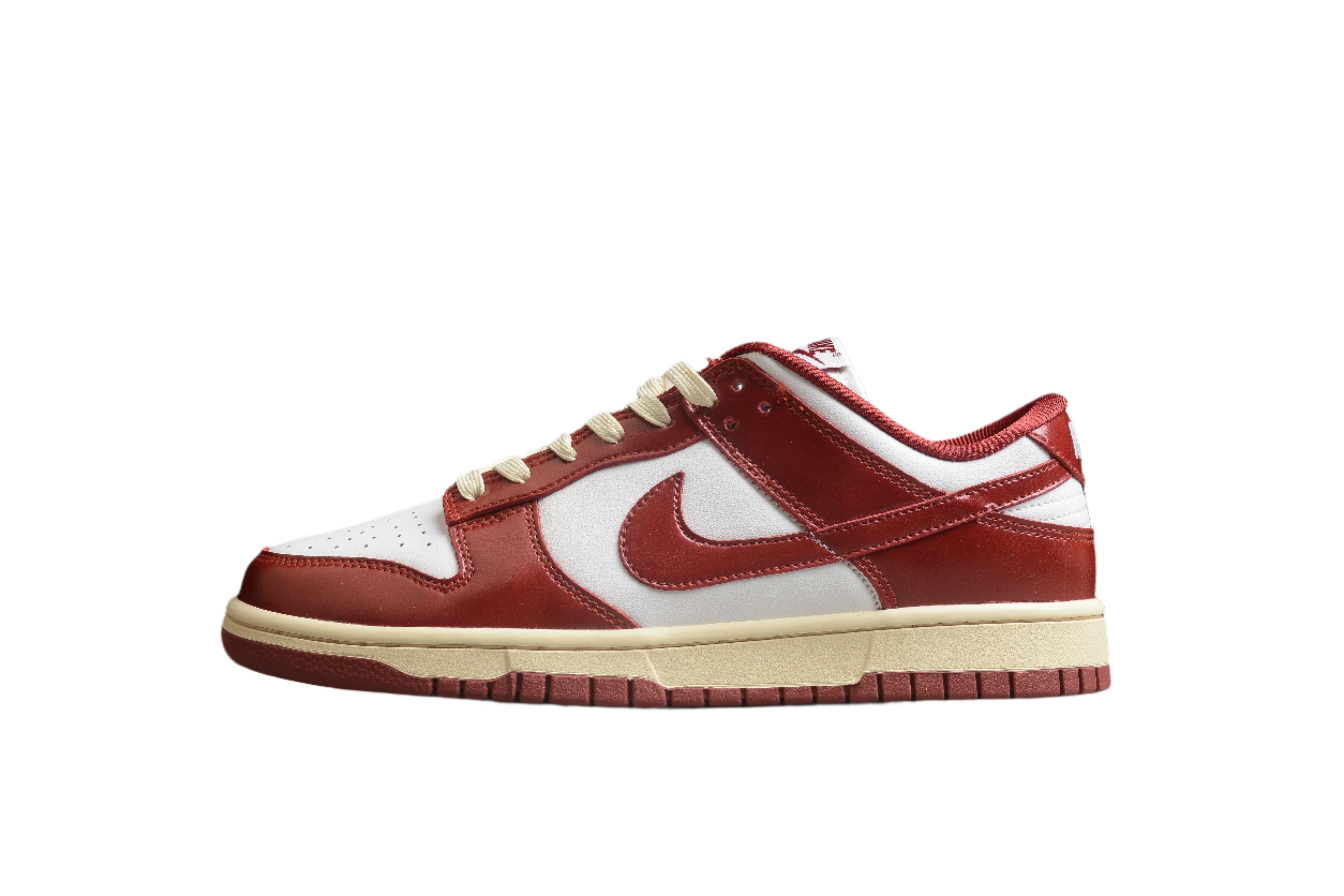 Nike Dunk Low SB Team Red