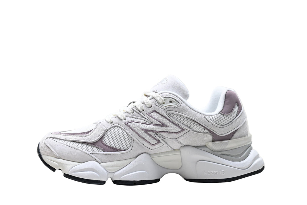 New Balance 9060 White / Pink