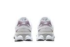 New Balance 9060 White / Pink