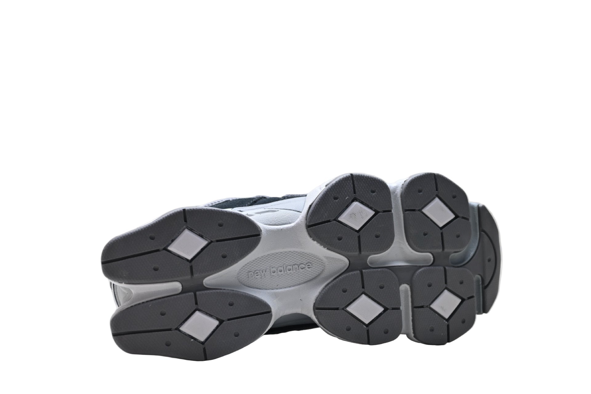 New Balance 9060 Black / Grey