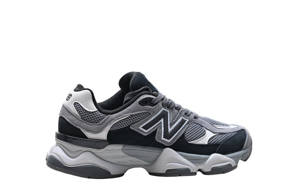New Balance 9060 Black / Grey