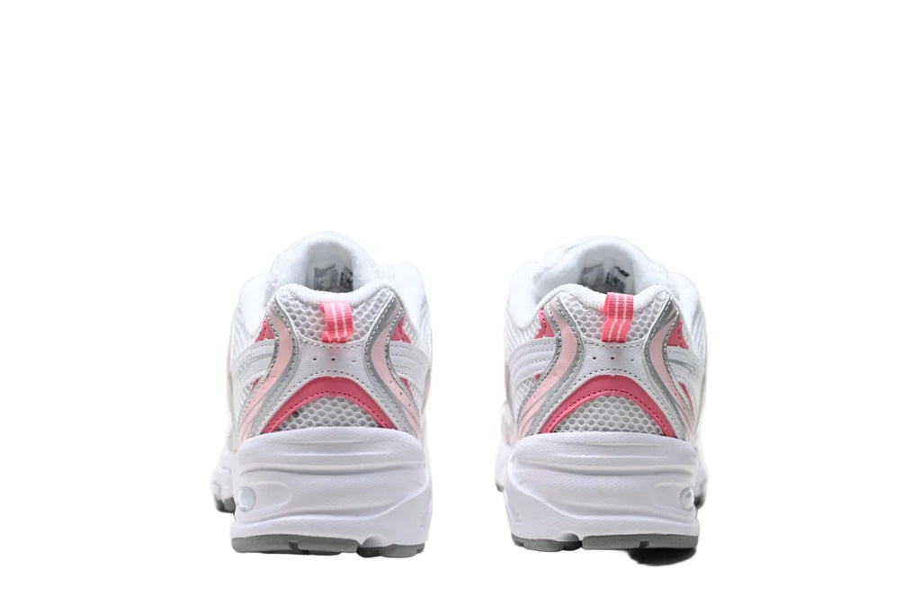 New Balance 530 White / Pink