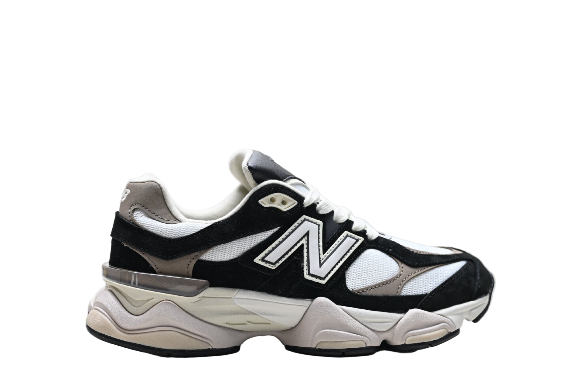 New Balance 9060 Black / White