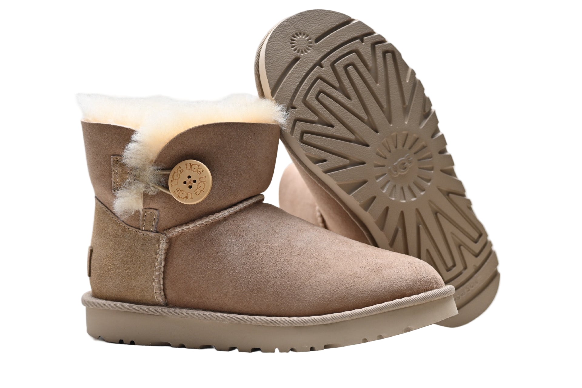 UGG Mini Bailey Button II Taupe