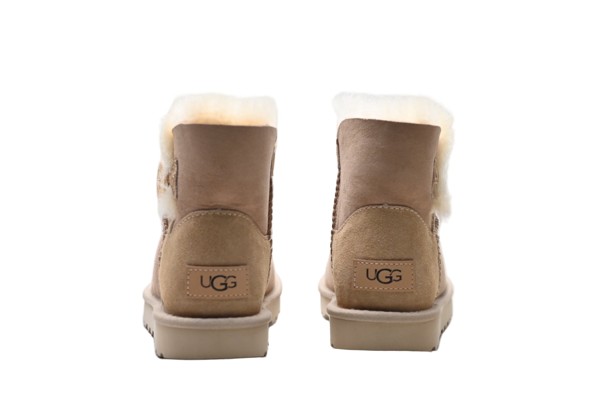 UGG Mini Bailey Button II Taupe