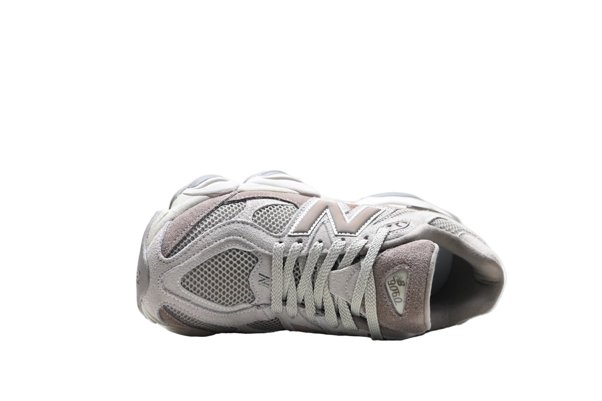 New Balance 9060 Grey / Brown