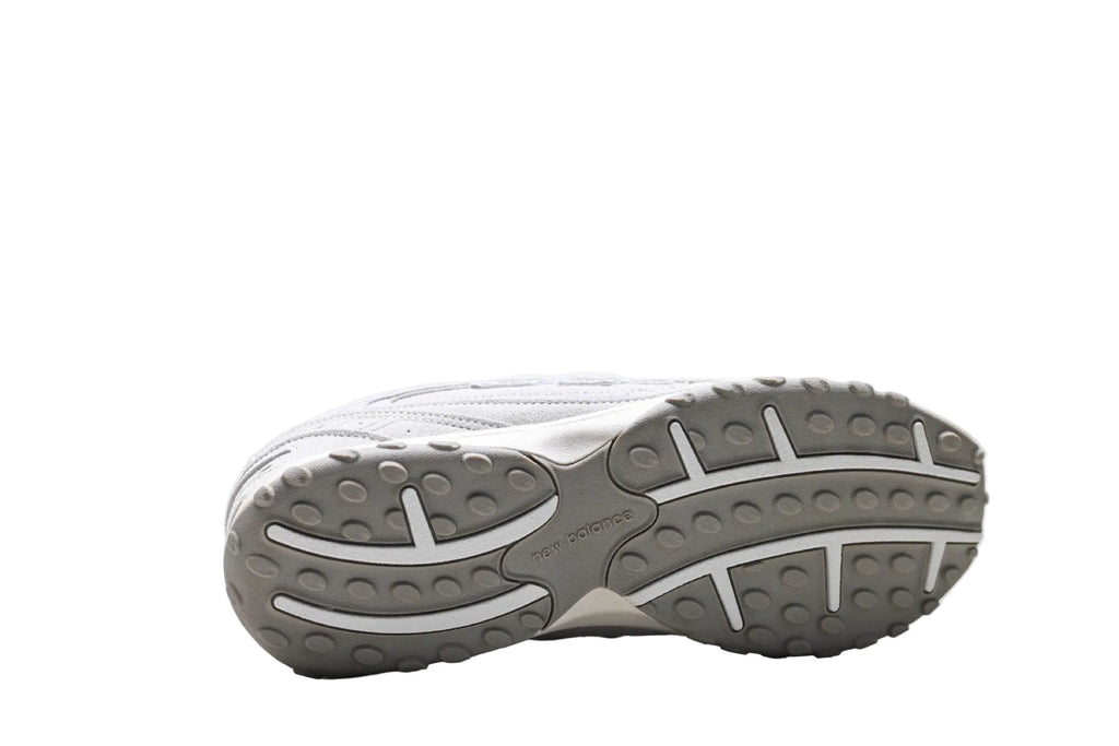 New Balance 204 L White