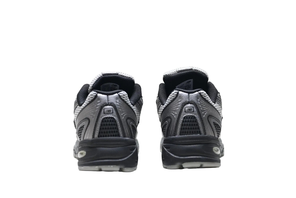 New Balance 740 Silver / Grey