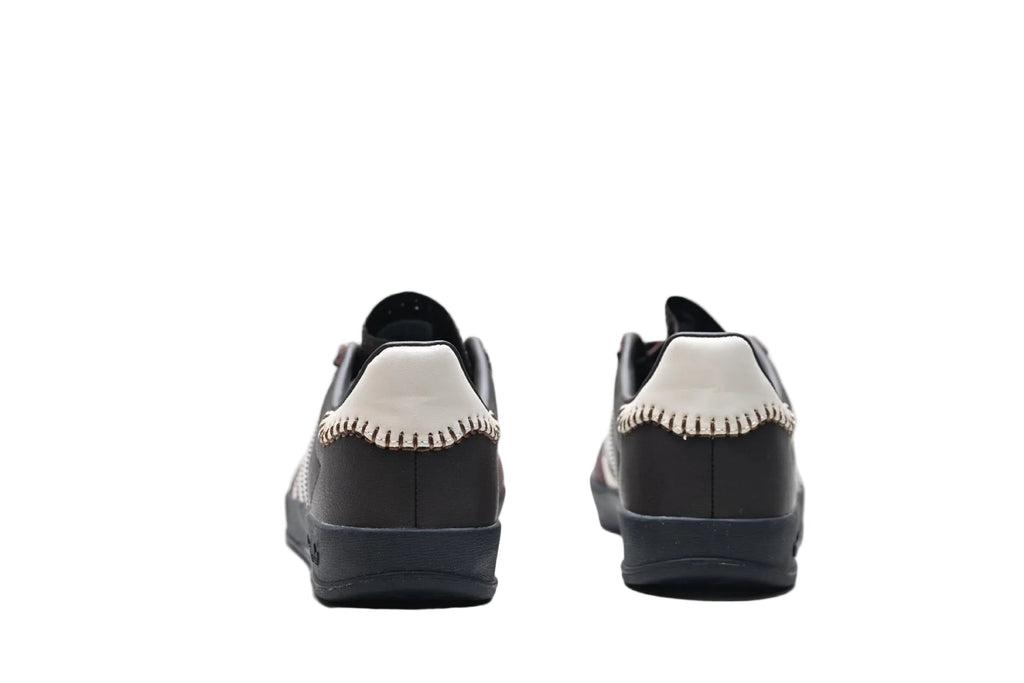 Adidas Gazelle Indoor Near-Black / White