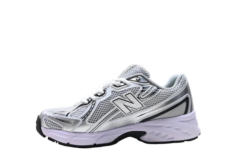 New Balance 740 Silver / Black