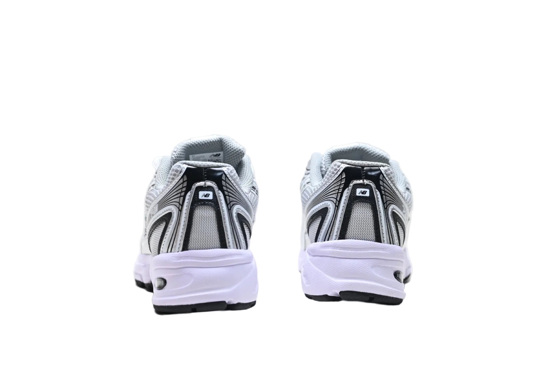 New Balance 740 Silver / Black