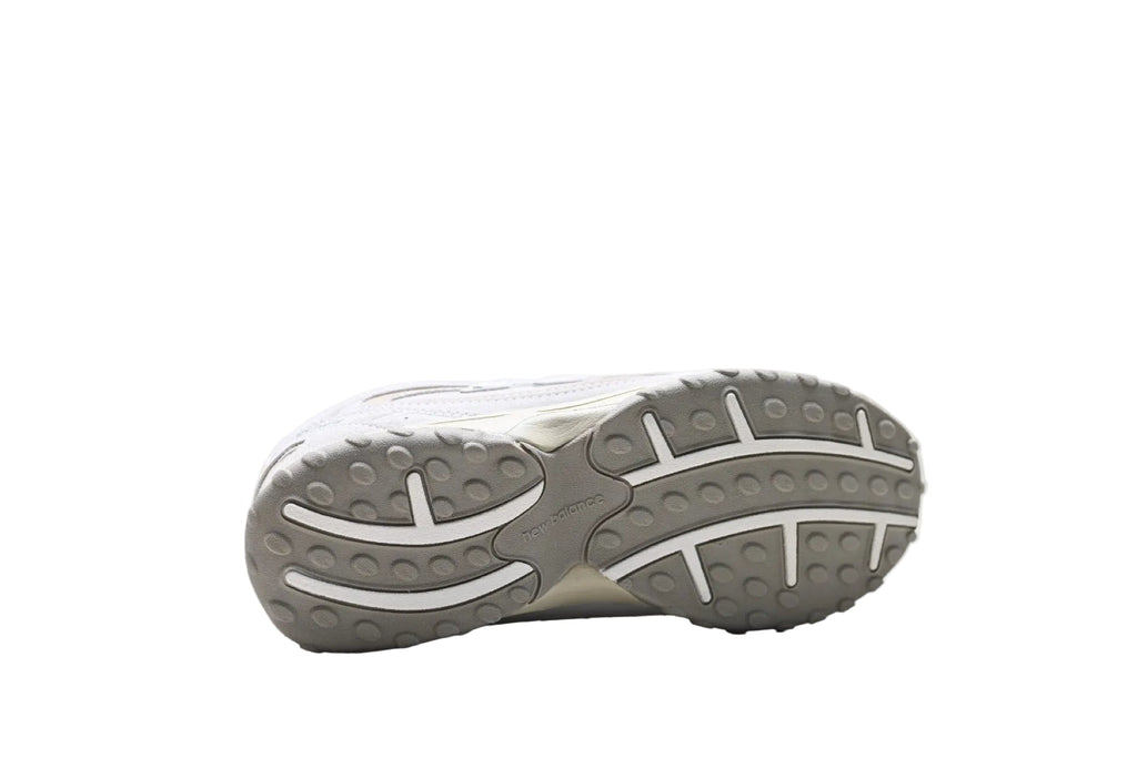 New Balance 204 L White