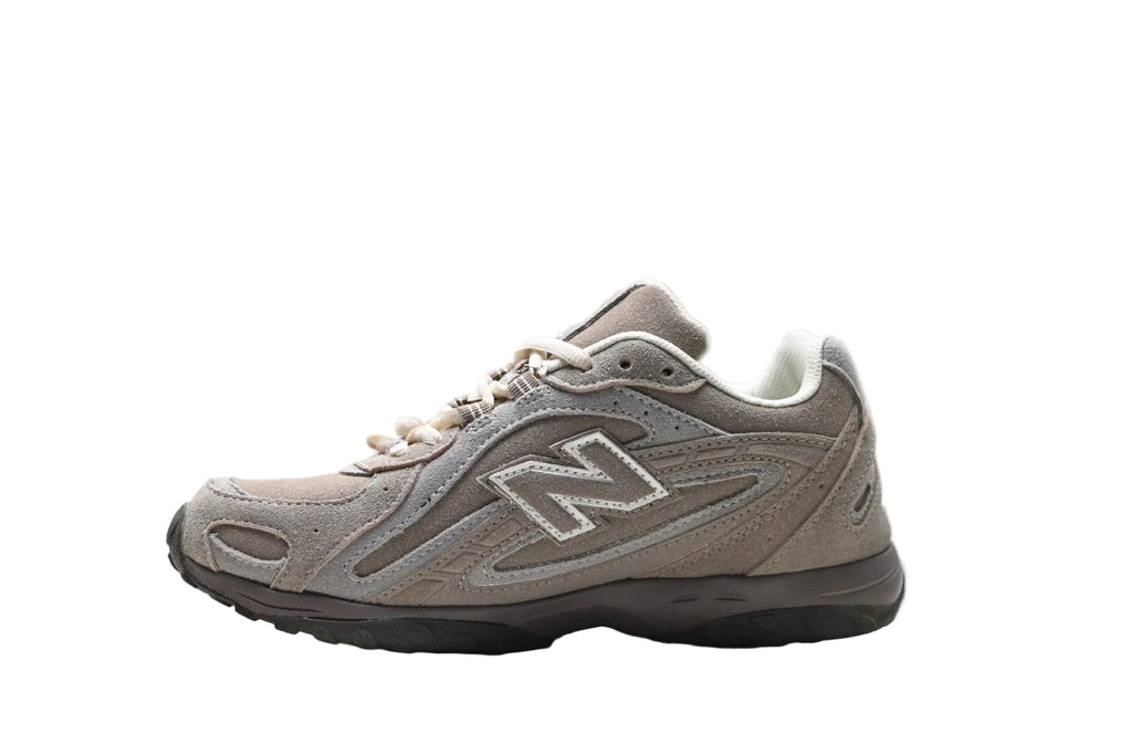 New Balance 204 L Brown