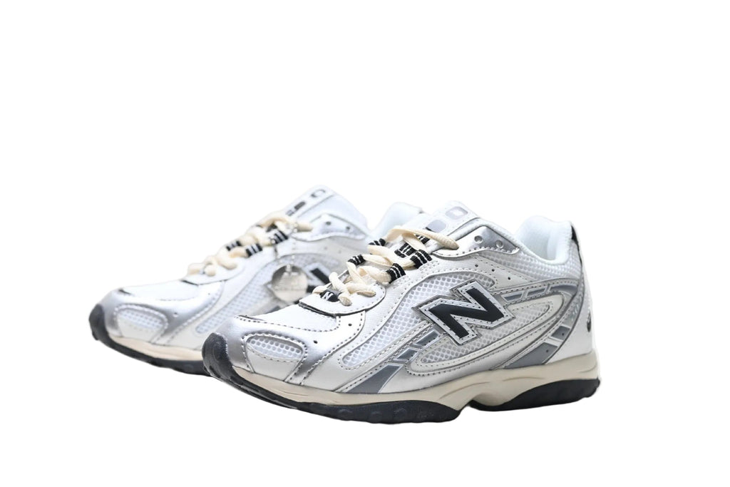 New Balance 204 L White / Silver