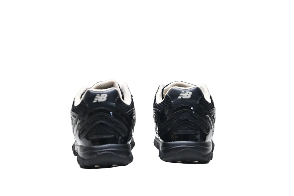 New Balance 204 L Black