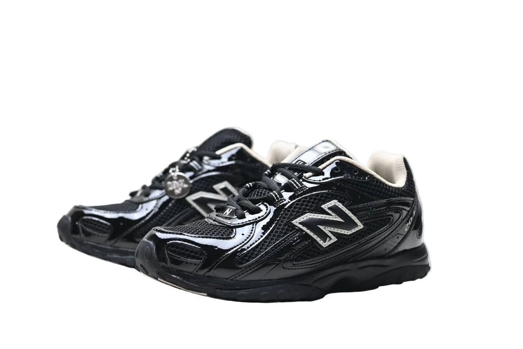 New Balance 204 L Black