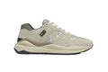 New Balance 5740 Off-White / Green