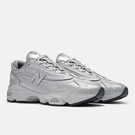 New Balance 1000 Silver