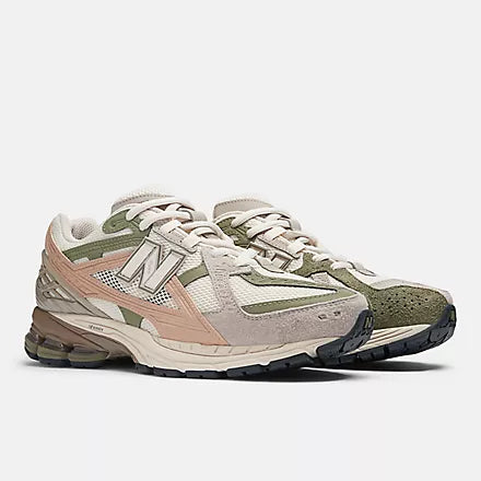 New Balance 1906R Linen / Dark Olivine