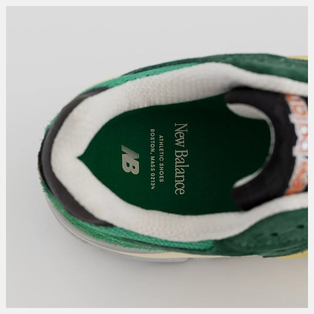 New Balance V3 990 Green
