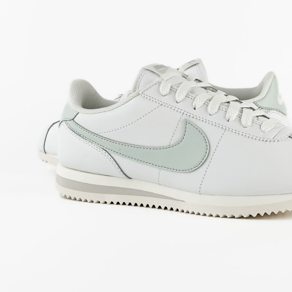 Nike Cortez White / Mint Green