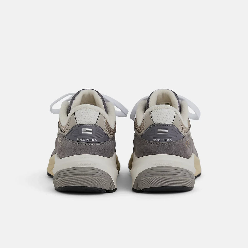 New Balance 990v6 Grey