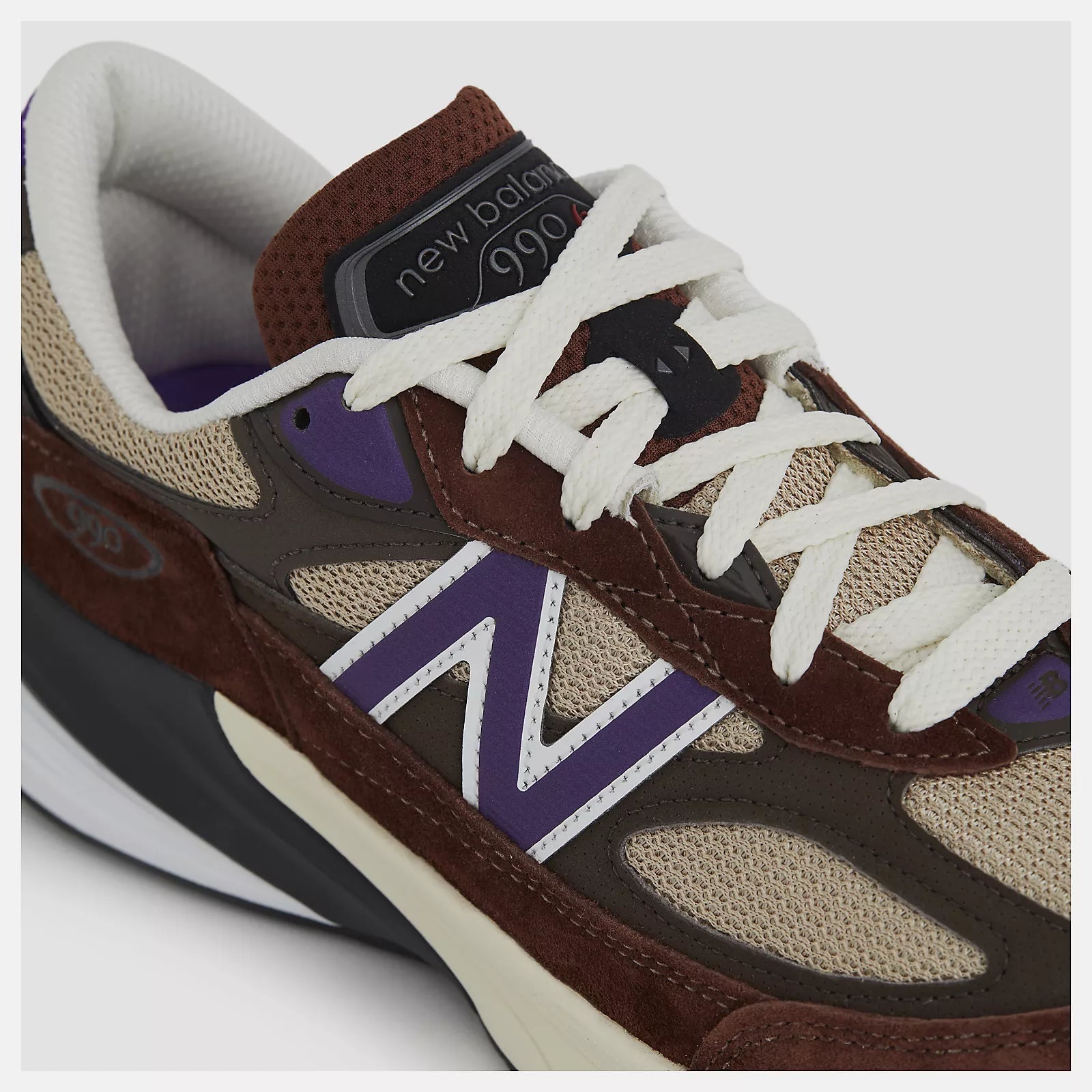 New Balance 990v6 Grey / Brown