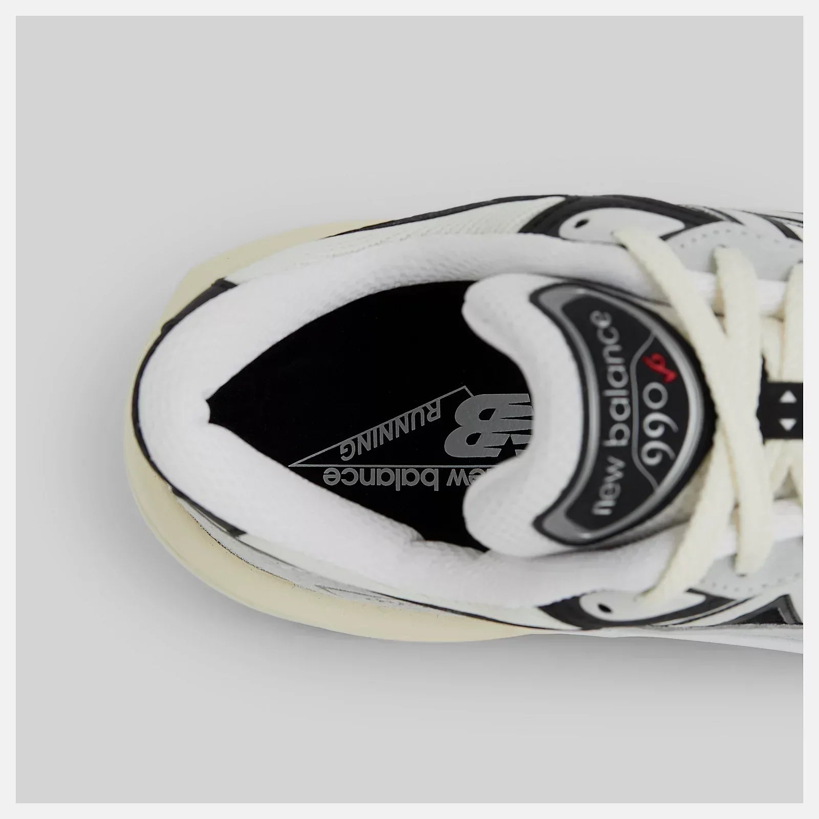New Balance 9060 White / Black
