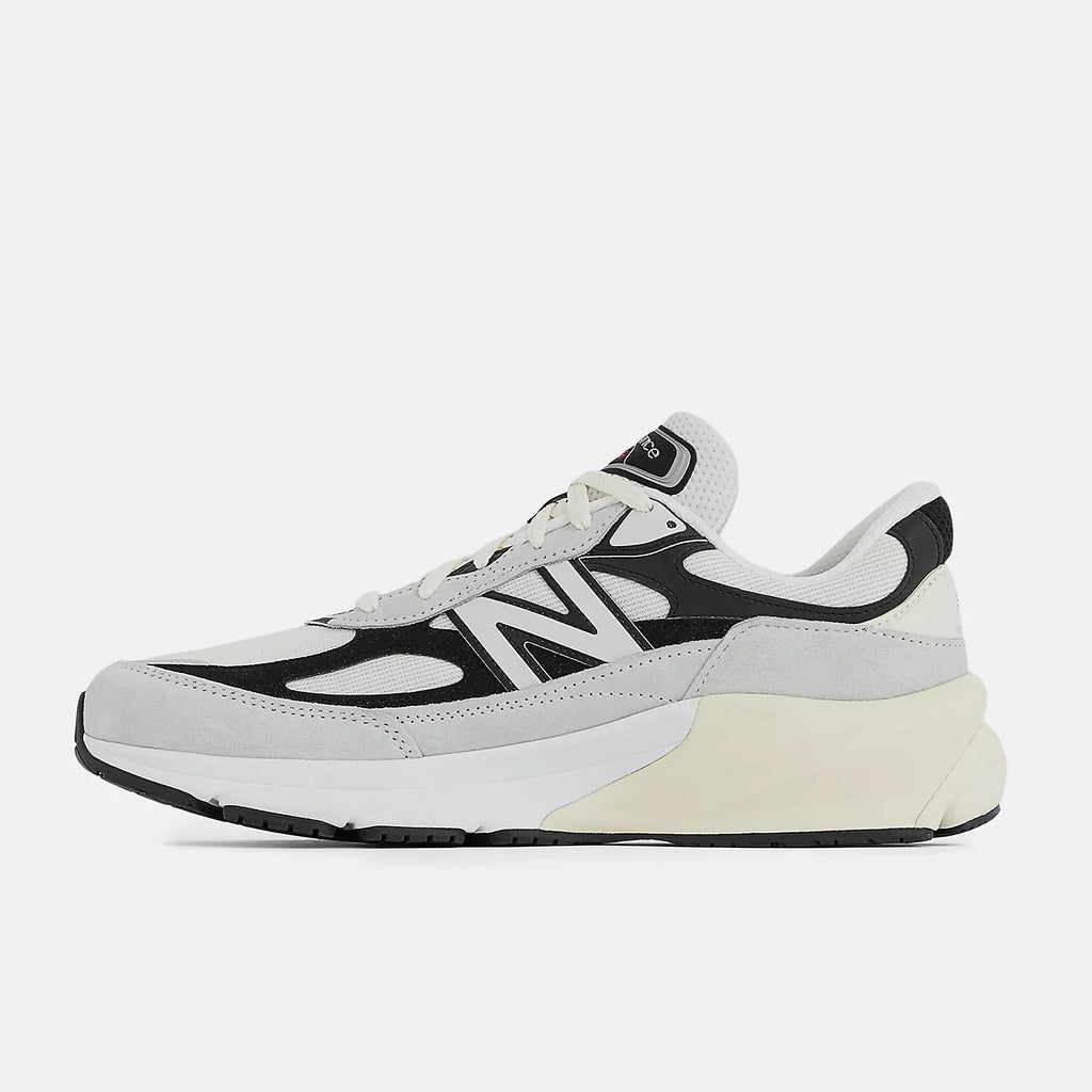 New Balance 9060 White / Black