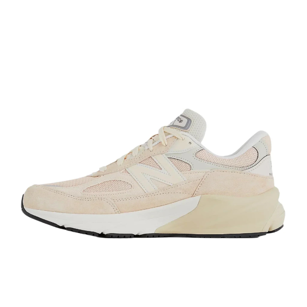 New Balance 990v6 Beige